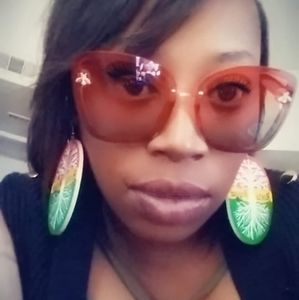 Meet your Posher, Keitha